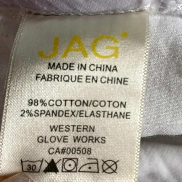 Jag | Classic Fit Pull On Capri Jeans - Picture 5 of 6